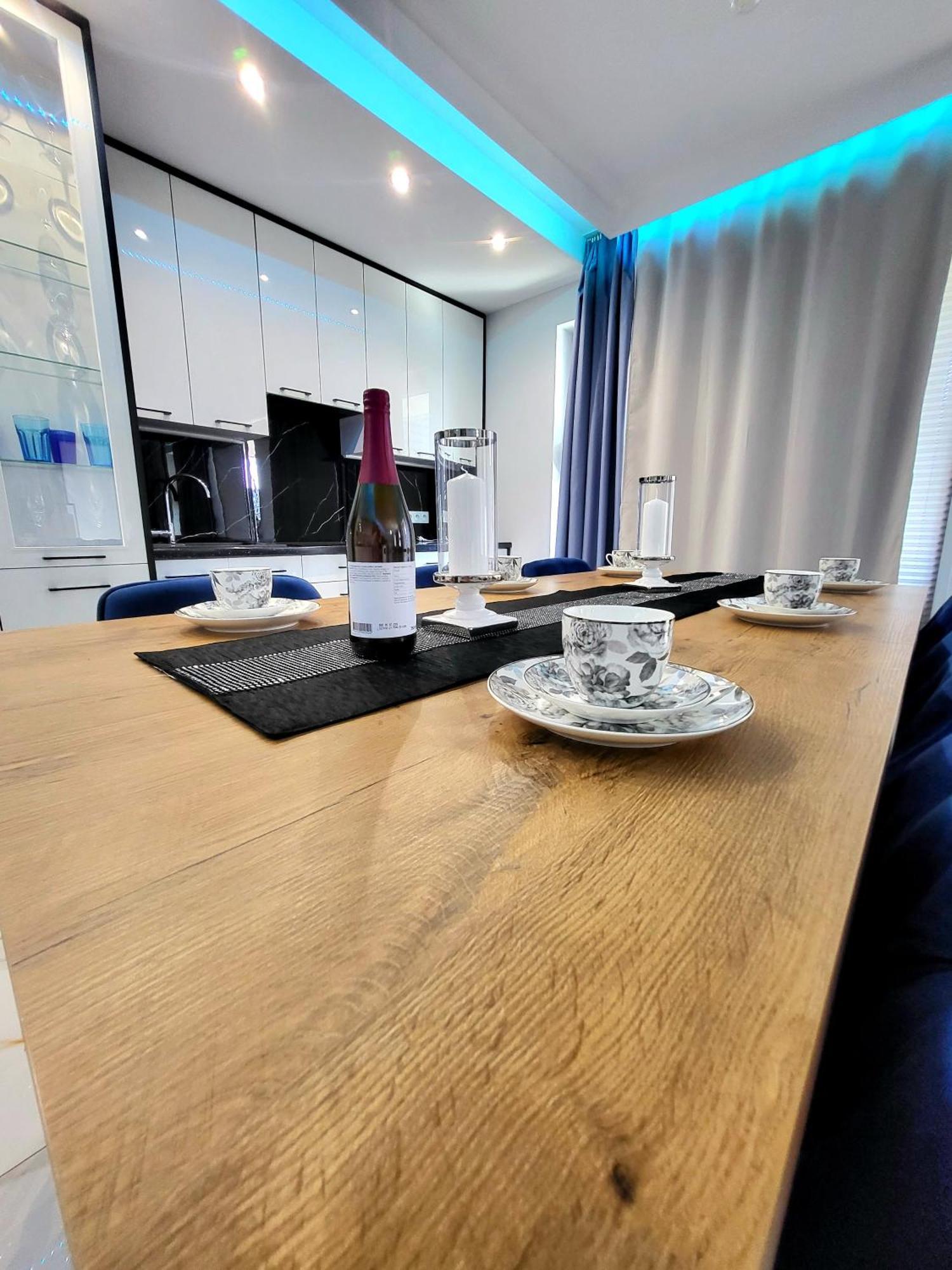 Luksusowy Apartament Ksiecia Witolda Apartment Wroclaw Luaran gambar